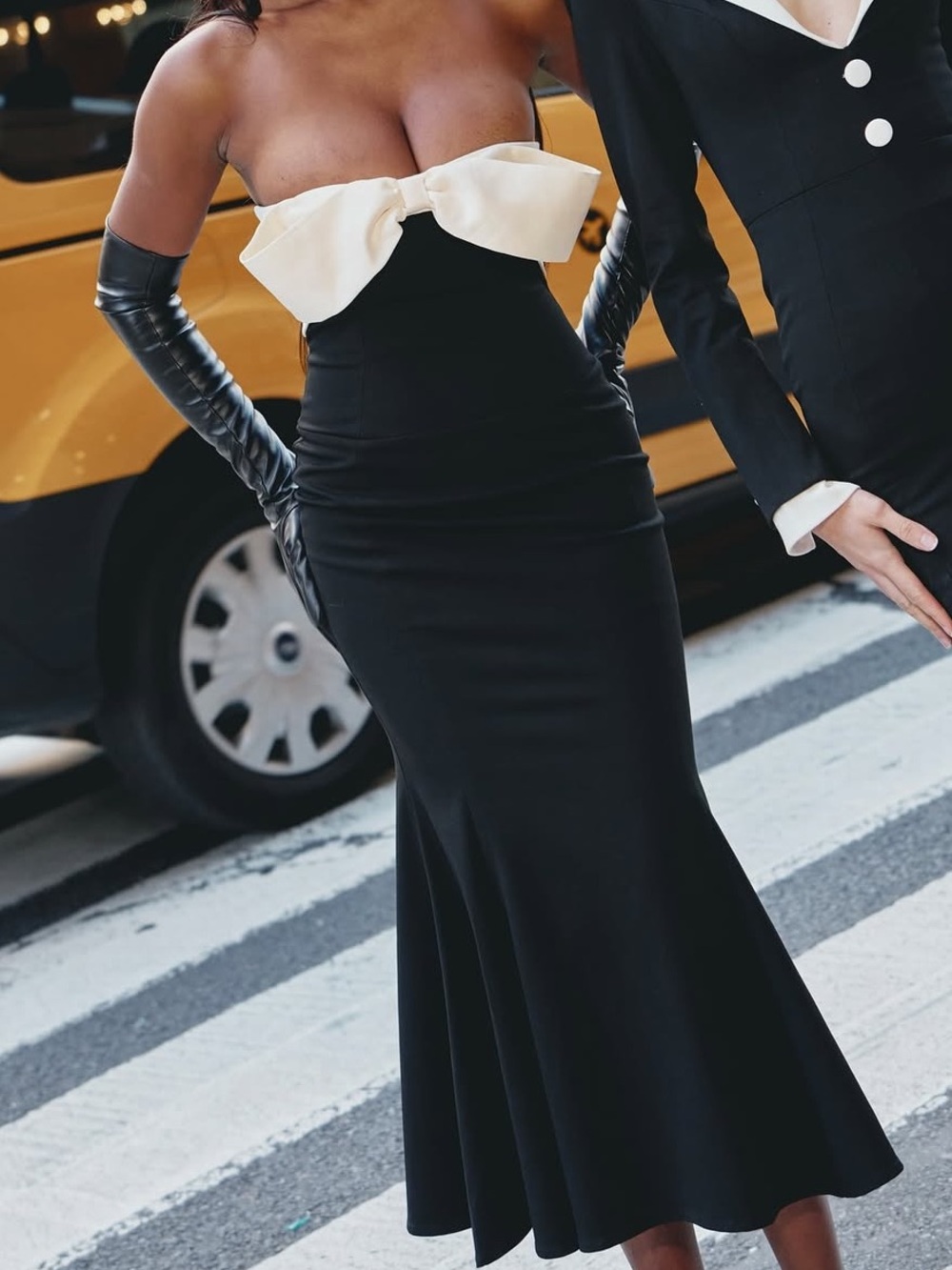 Miss circle dress